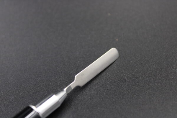 Pędzelek do akrylożelu dwustronny ze szpatułką